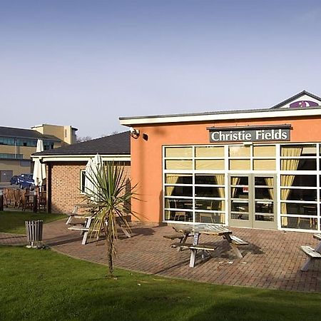 Premier Inn Manchester West Didsbury 외부 사진