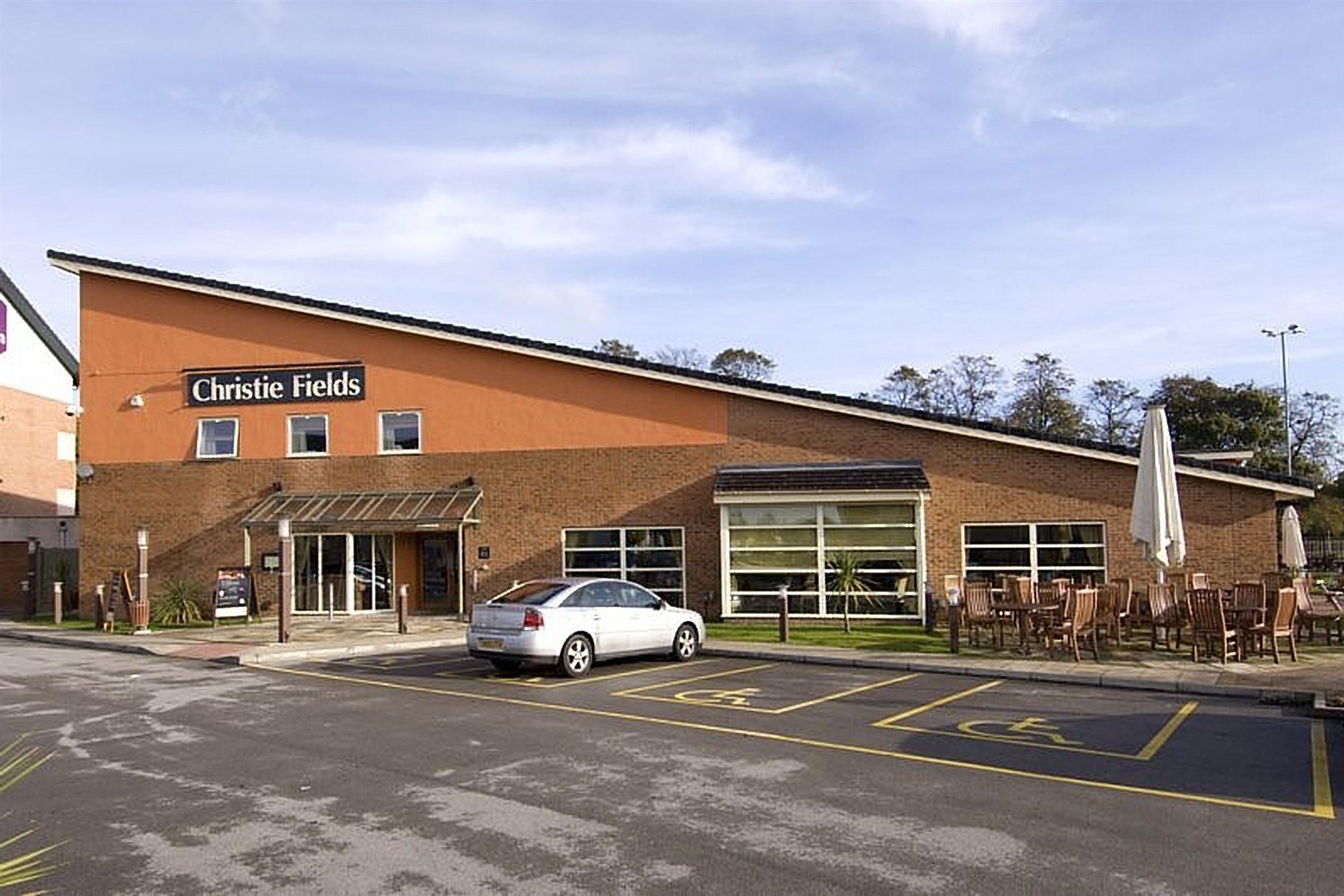 Premier Inn Manchester West Didsbury 외부 사진
